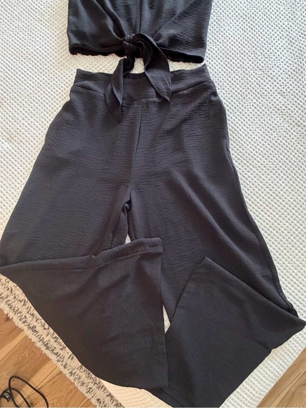 Women’s Black Tie Front Crop Top & Wide-Leg Two Piece Set - Picture 3 of 7